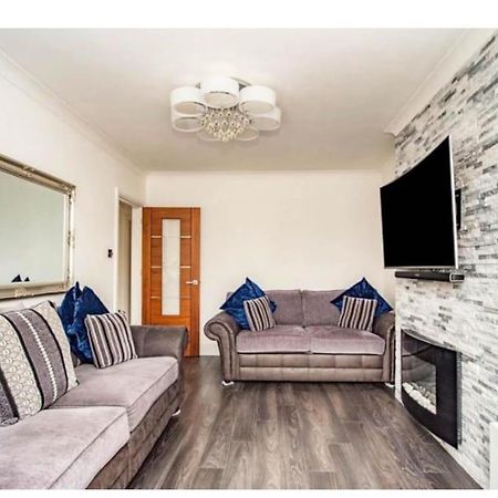 2 Bed - Walking Distance To Harry Potter Studio Γουάτφορντ Εξωτερικό φωτογραφία